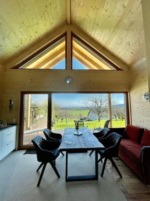 Zweistoeckiges Natur-Holzhaus Mit Berg- & Seesicht Horgenzell المظهر الخارجي الصورة